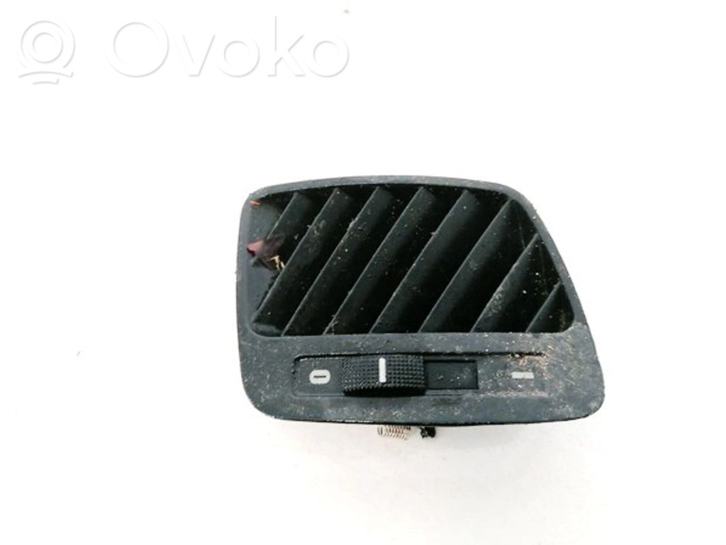Rejilla de ventilación central del panel   4B0819793,4B0819793