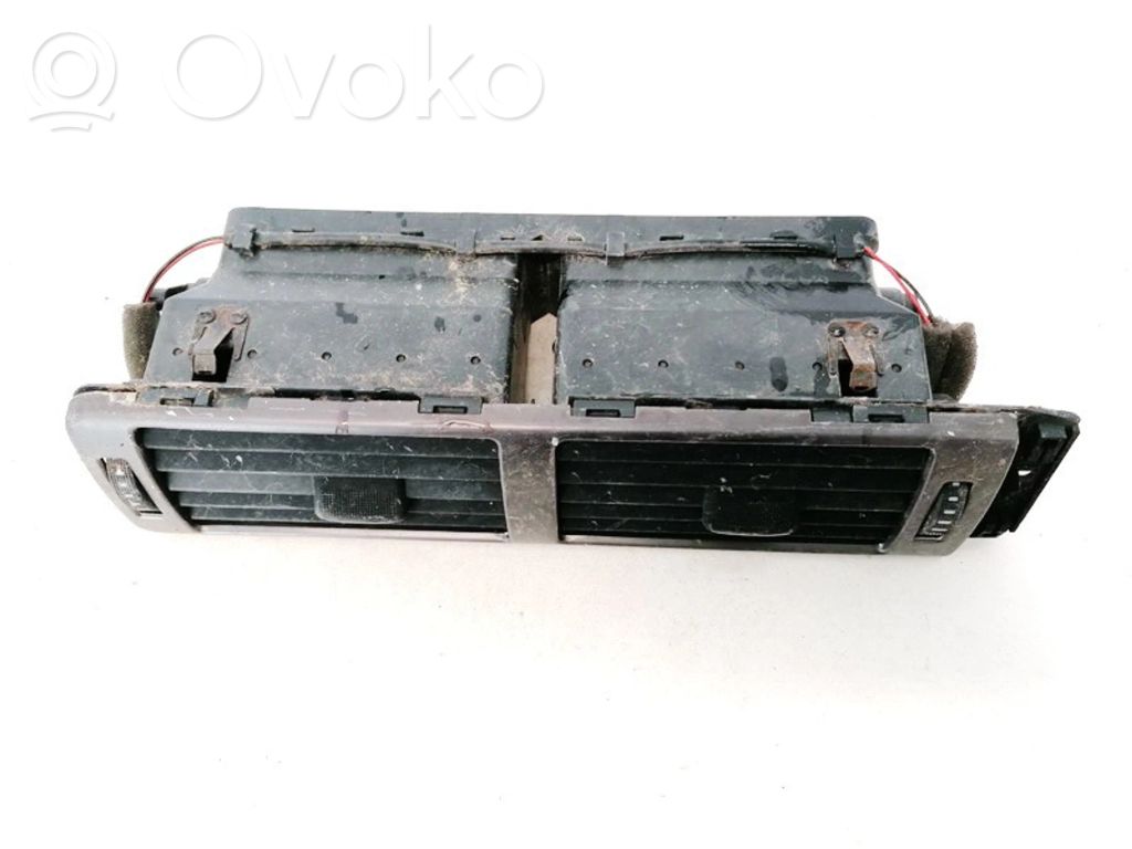 Rejilla de ventilación central del panel   4B1820951,4B1820951