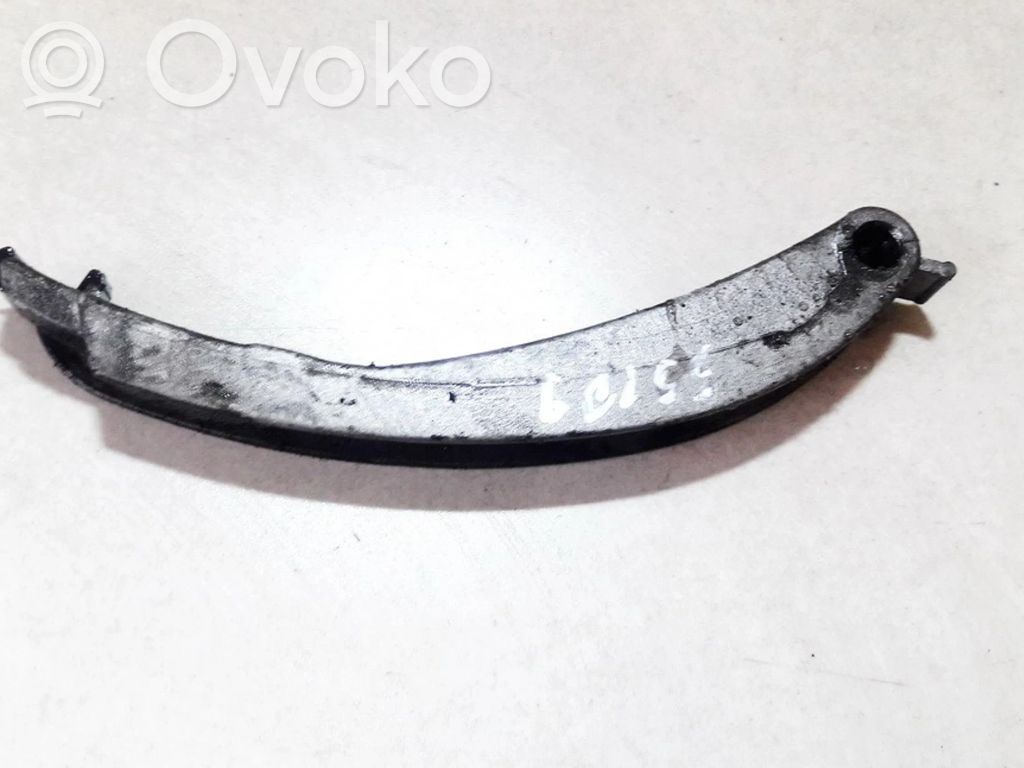 Opel Omega B1 Jakohihnan liukukisko
