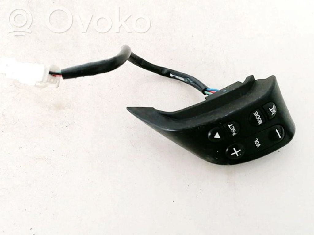 Mazda 3 I Кнопки рулевого колеса 