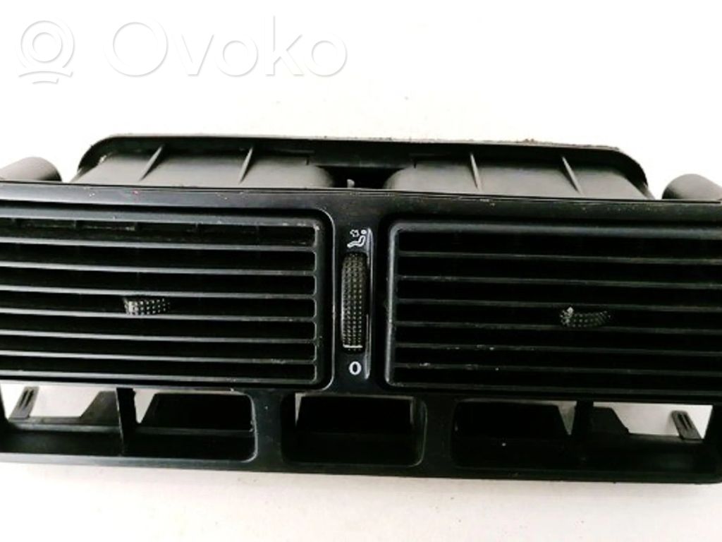 Rejilla de ventilación central del panel   1J0819728C,1J0819736C,1J0819728C,1J0819736C