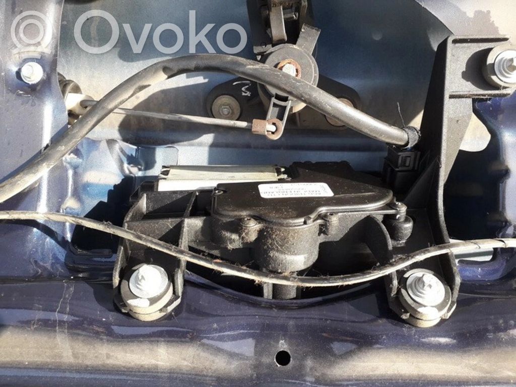 Opel Astra G Takalasinpyyhkimen moottori 