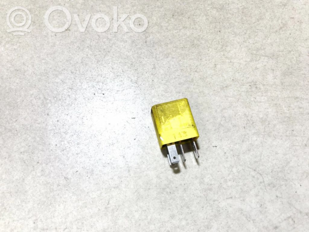 Opel Zafira A Alte relee 