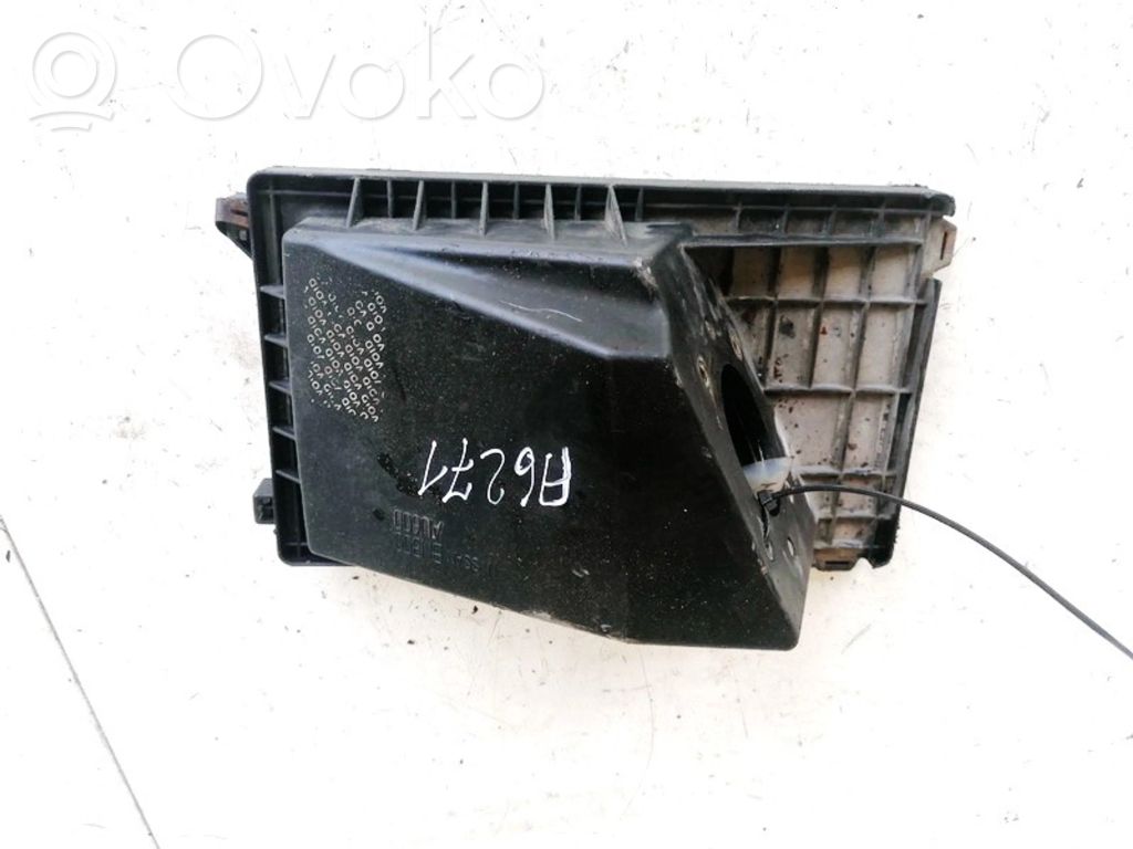 Nissan Almera N16 Scatola del filtro dell’aria 