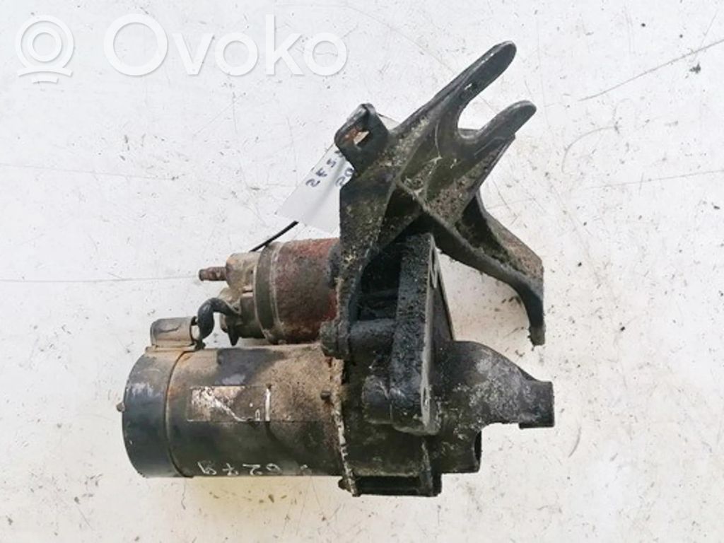 Starter motor   D6RA110,CL4,D6RA110