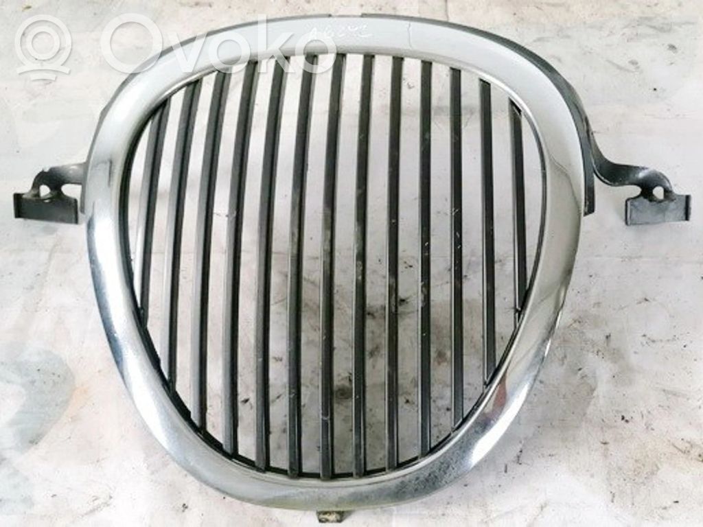 Jaguar S-Type Rejilla delantera 