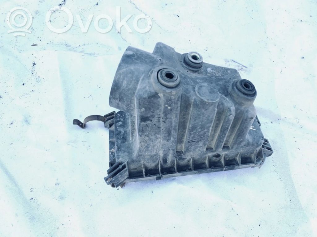 Toyota Yaris Verso Obudowa filtra powietrza 
