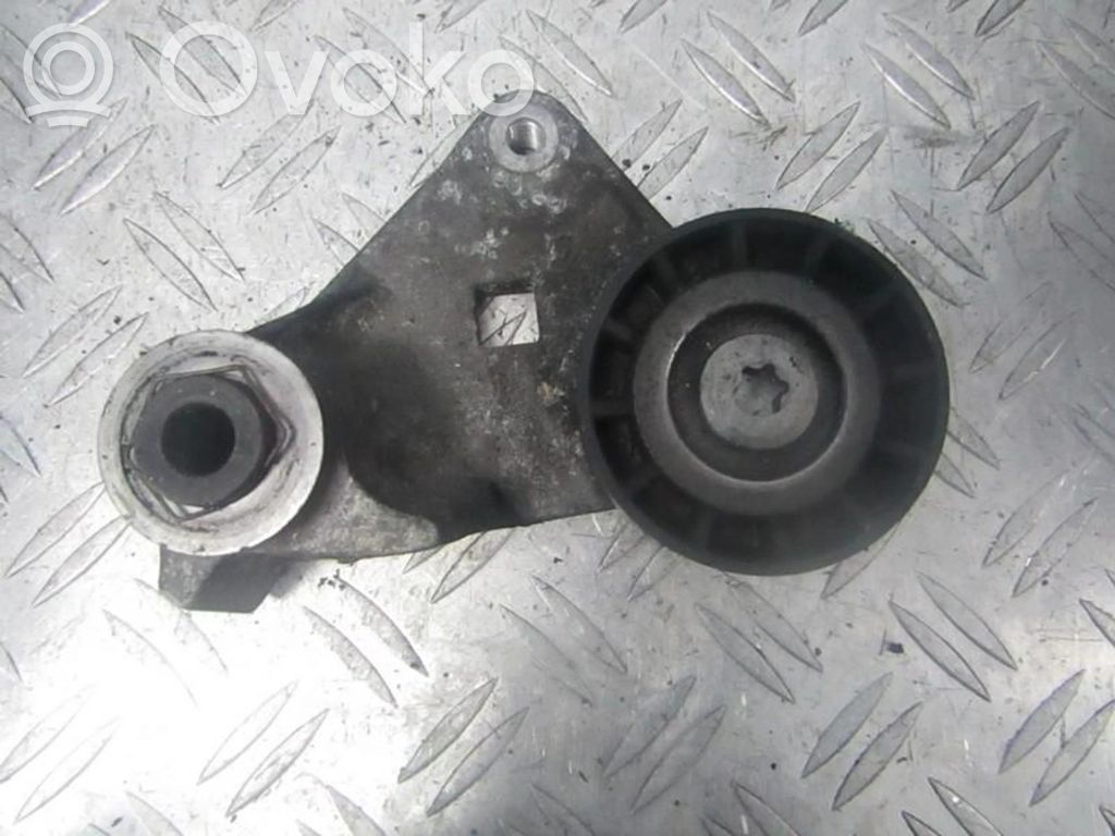 Ford Mondeo Mk III Łapa / Mocowanie silnika 