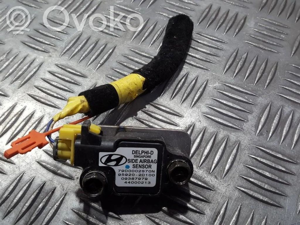 Hyundai Elantra Airbagsensor Crashsensor Drucksensor 