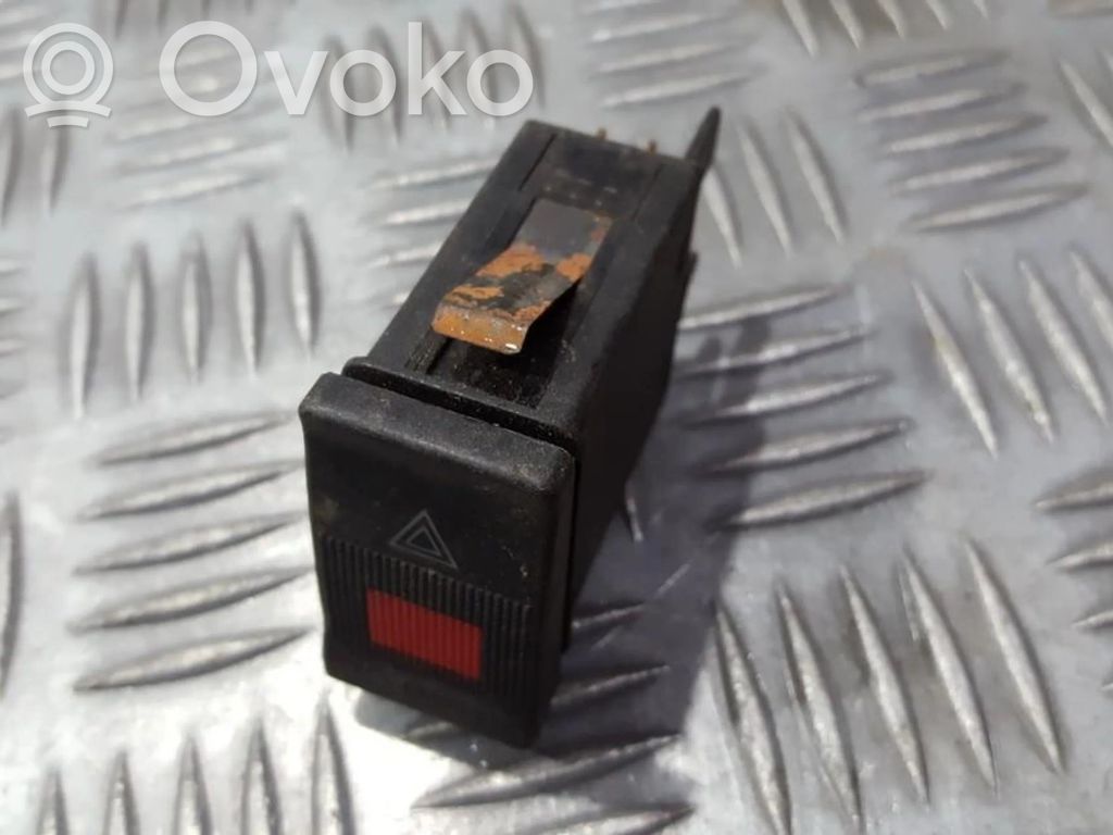 Botón interruptor de luz de peligro   4A0941509,4A0941509