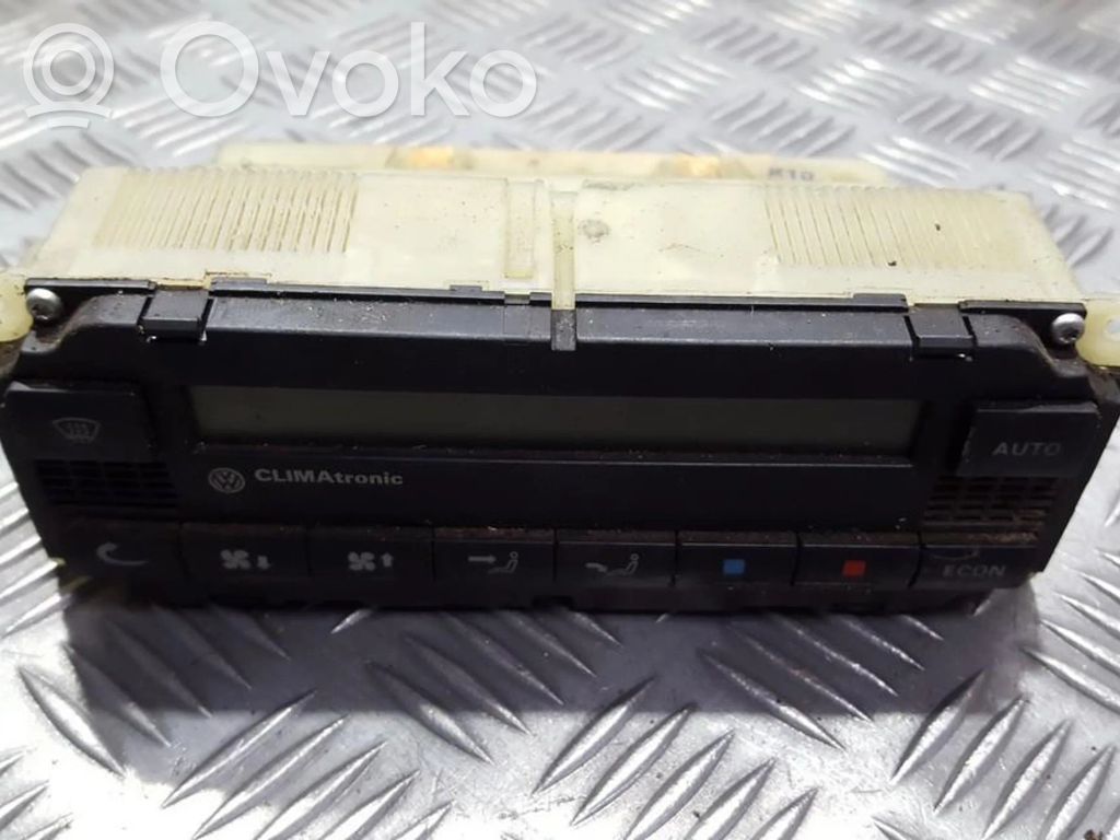 Volkswagen PASSAT B5 Unitate control climatizare 