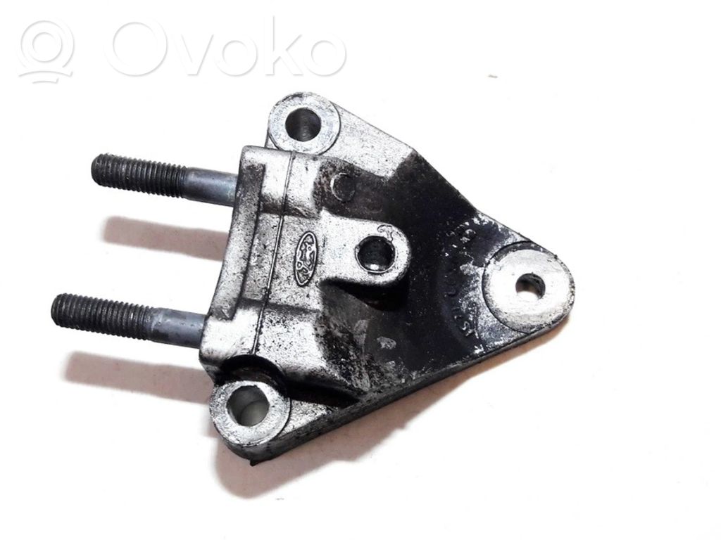 Ford Mondeo Mk III Engine mounting bracket 