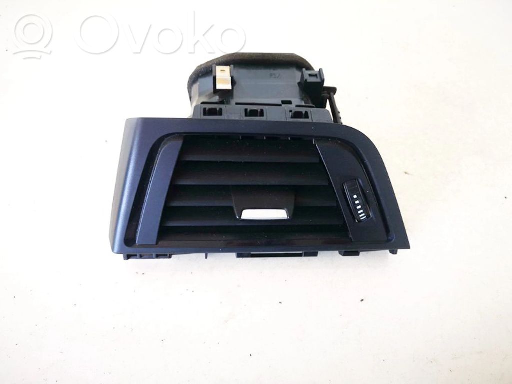 BMW 4 F32 F33 Dash center air vent grill 