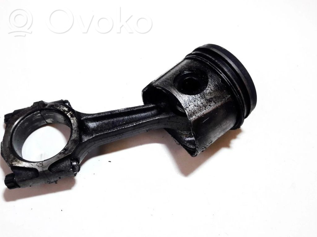 Rover 214 - 216 - 220 Piston cu bielă