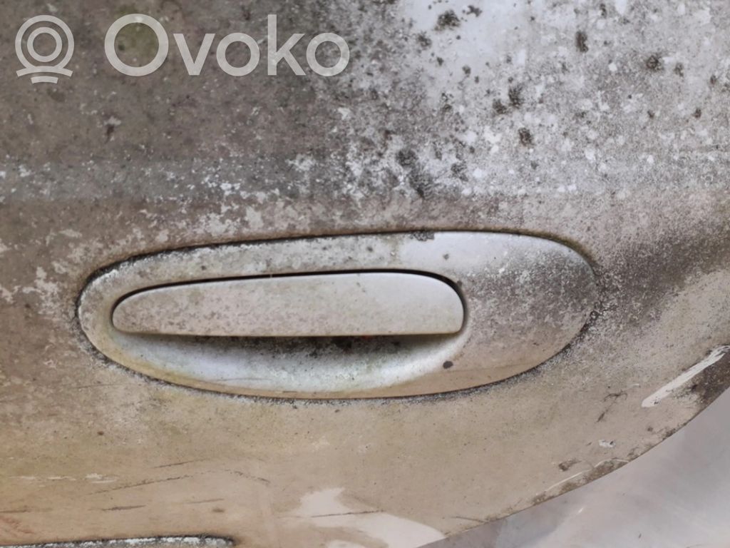 Etuoven ulkokahva