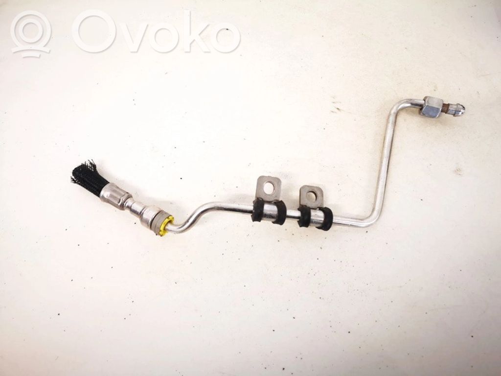 BMW 3 F30 F35 F31 Przewód paliwowy 