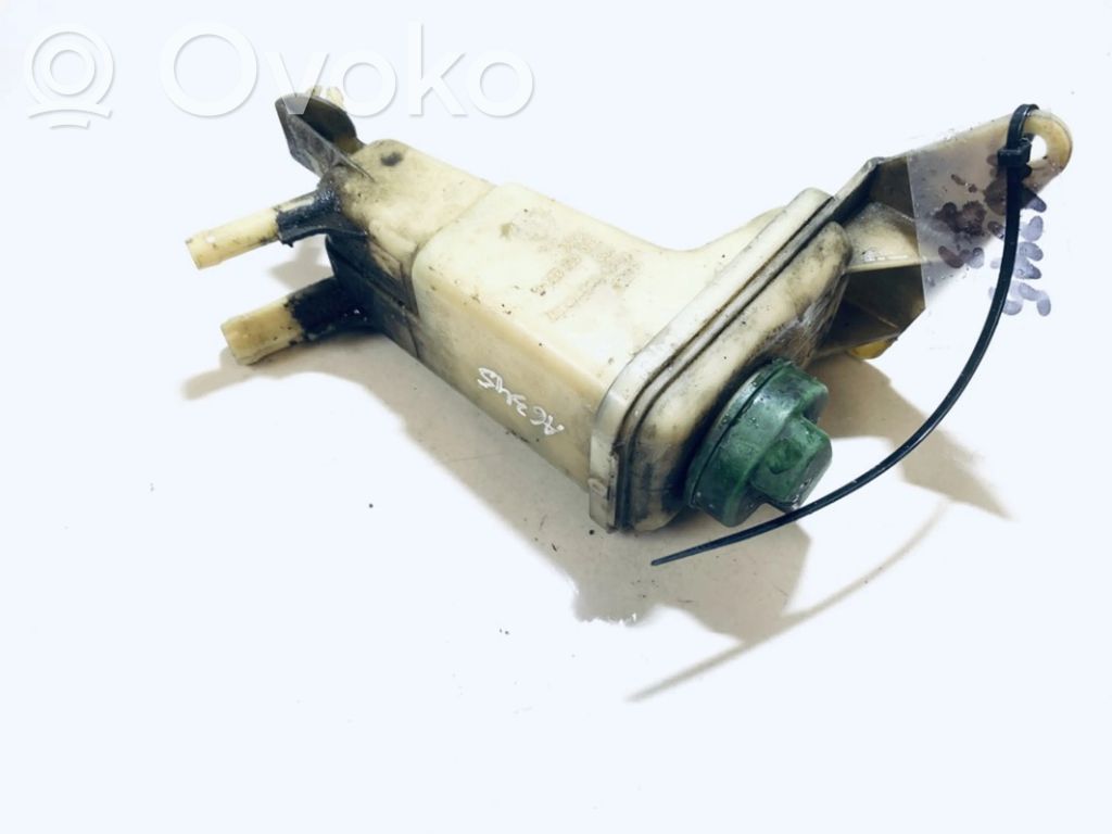 Ohjaustehostimen nestesäiliö   8D0422373C,8D0422373C