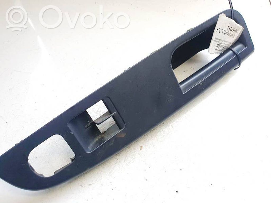Volkswagen Golf V Rivestimento pulsantiera finestrino della portiera anteriore