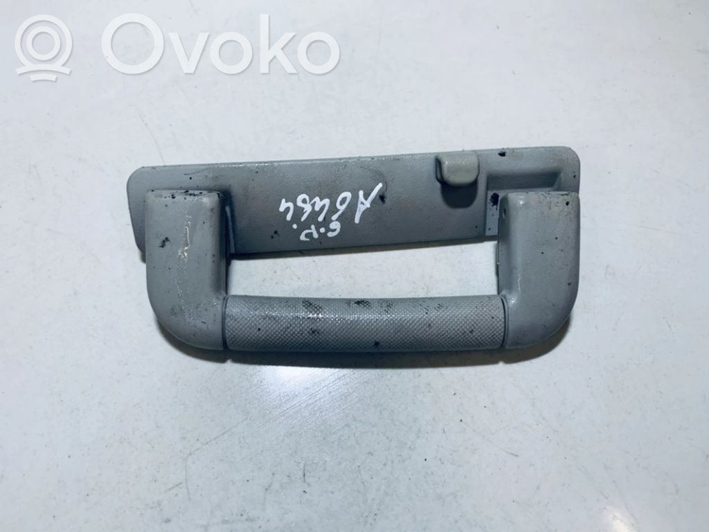 Opel Astra F Asidero interior trasero