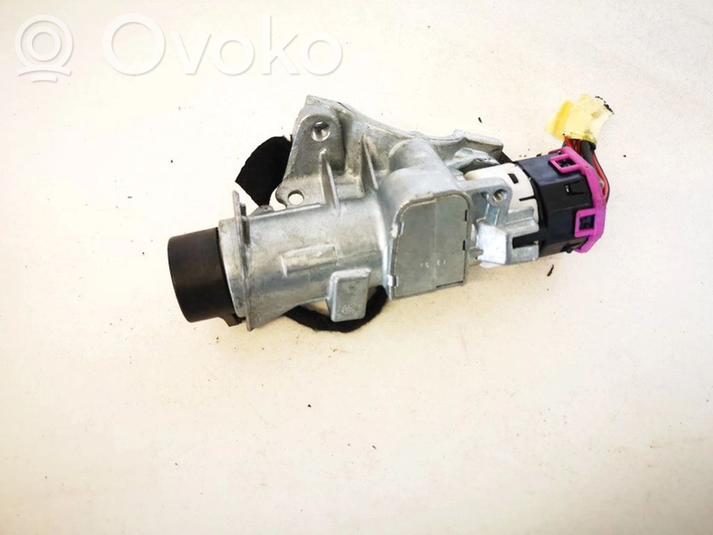 Audi A6 S6 C5 4B Virtalukon kytkin 
