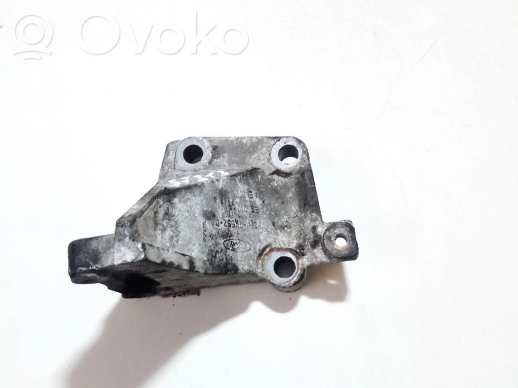Ford Mondeo MK II Halterung Lager Motor 