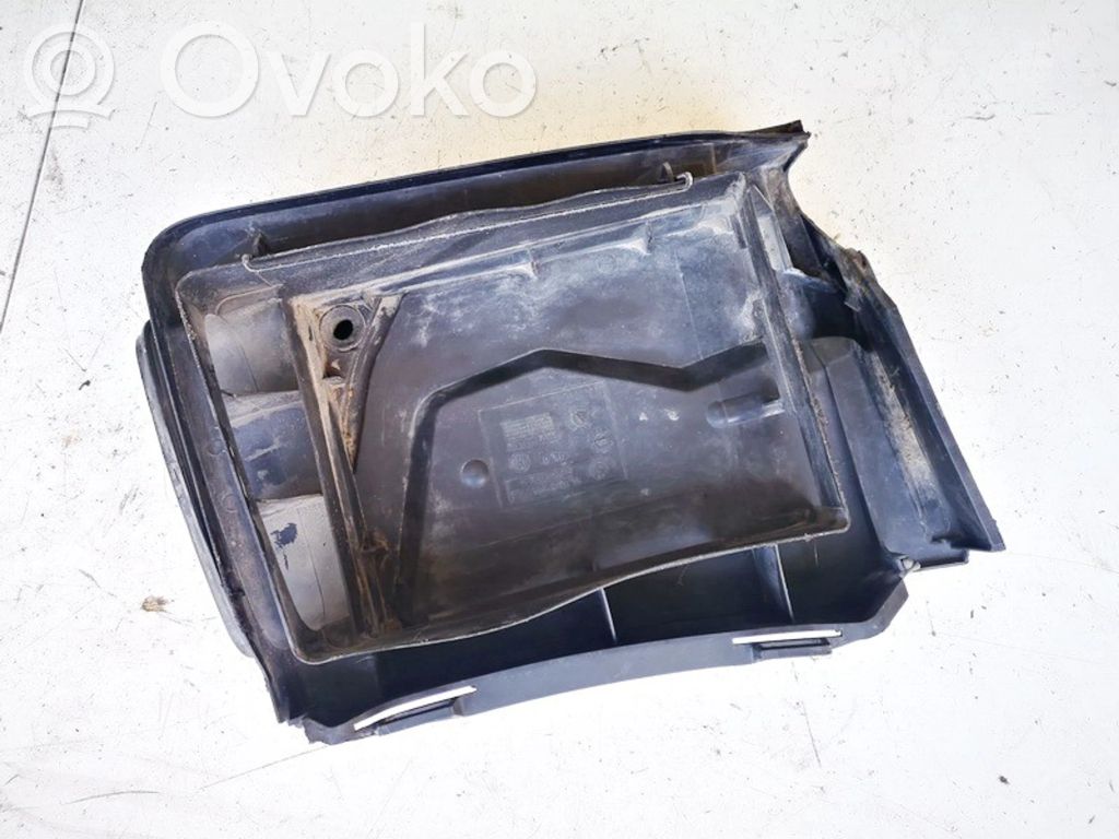 BMW 5 E39 Air filter box 