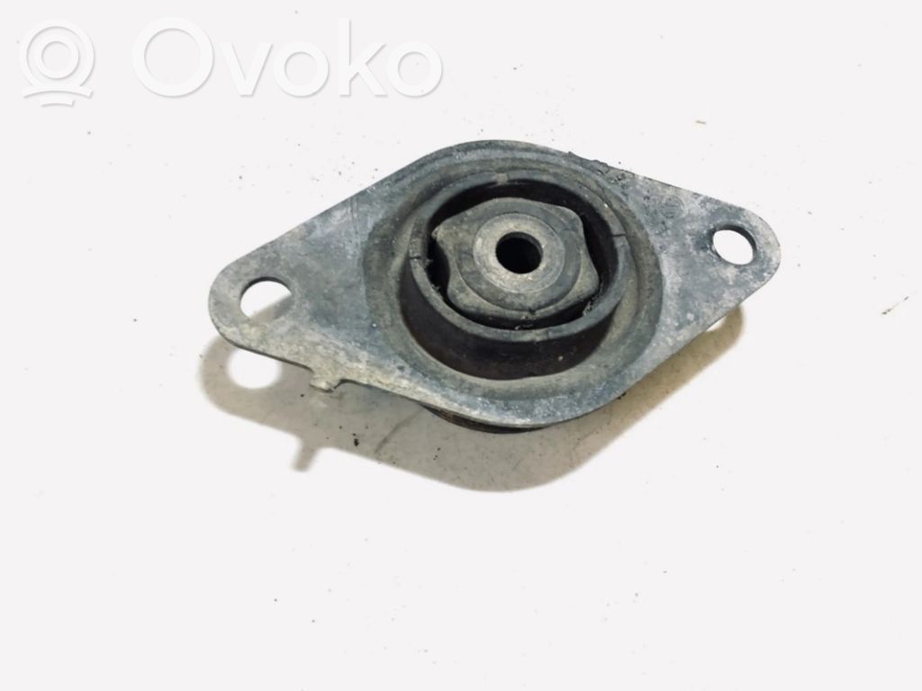 Renault Laguna I Engine mount bracket 