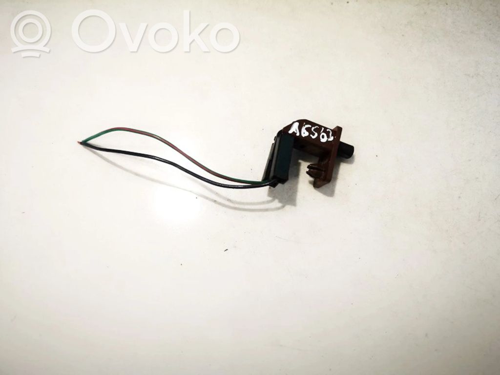 Volvo S40, V40 Etuoven anturi 