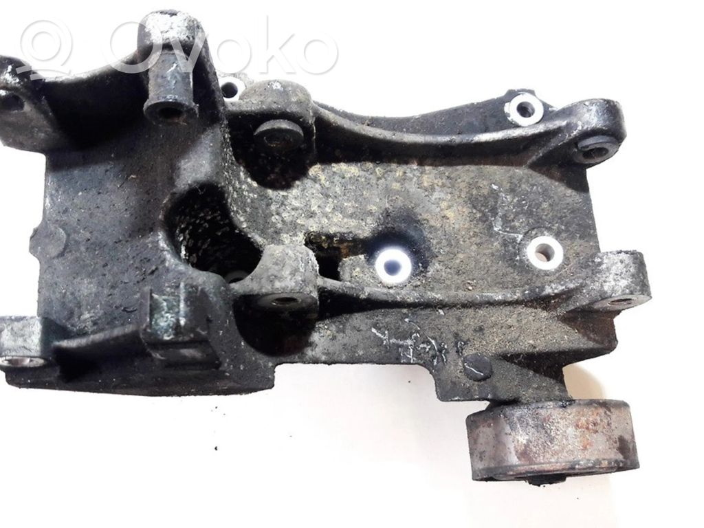 Peugeot 306 Halterung Lager Motor 