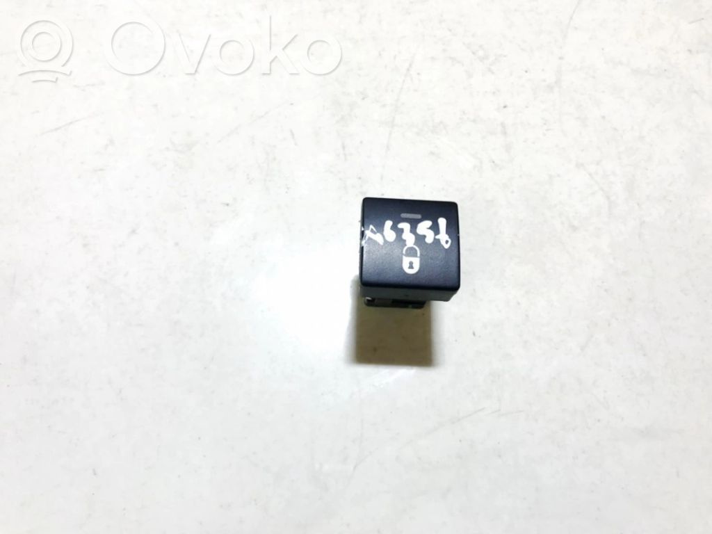 Citroen Berlingo Central locking switch button 