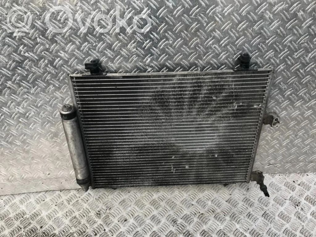 Peugeot 807 Radiateur condenseur de climatisation