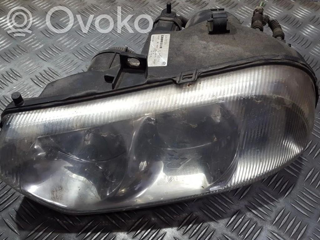 Alfa Romeo 156 Lampa przednia 