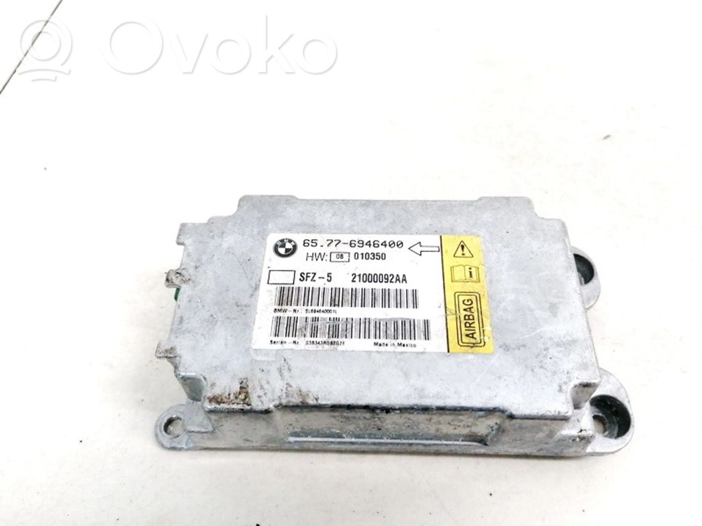 Module de contrôle airbag   65776946400,21000092AA,21000092AA,65776946400