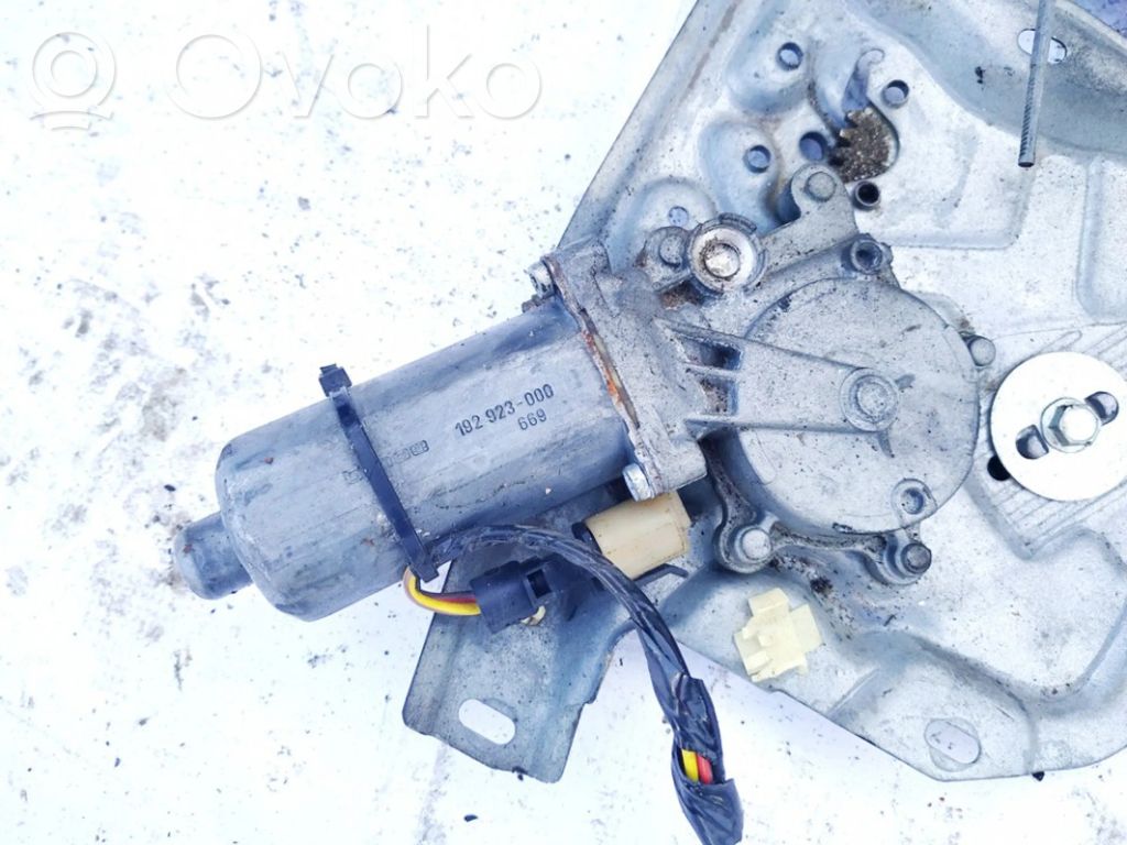 Renault Laguna I Motorino alzacristalli della portiera posteriore 