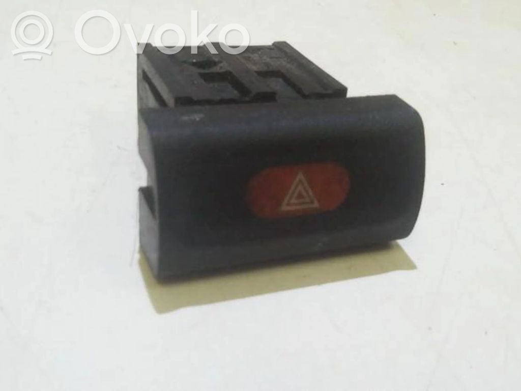 Botón interruptor de luz de peligro   90494406,90457316,90457316,90494406