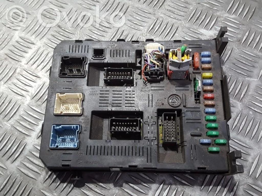 Citroen C4 I Mukavuusmoduuli 