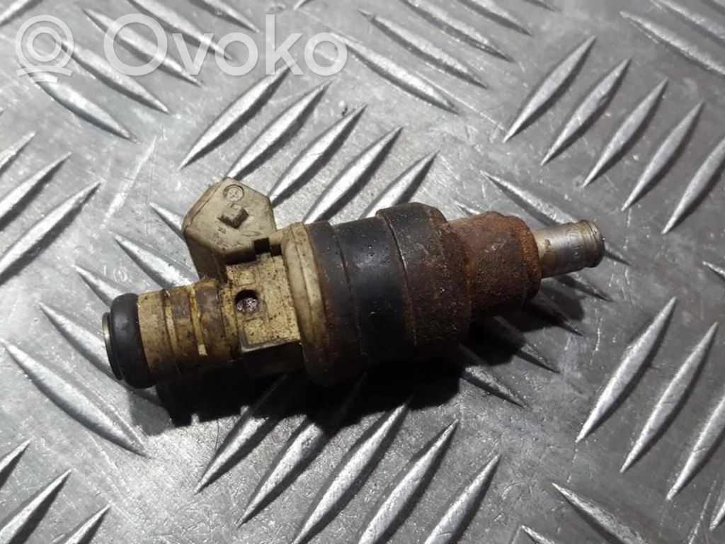 Renault Safrane Inyector de combustible 