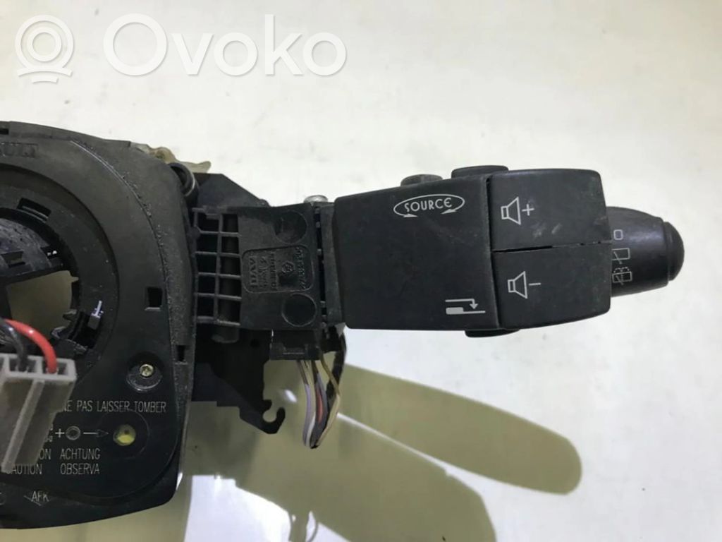 Multifunctional control switch/knob