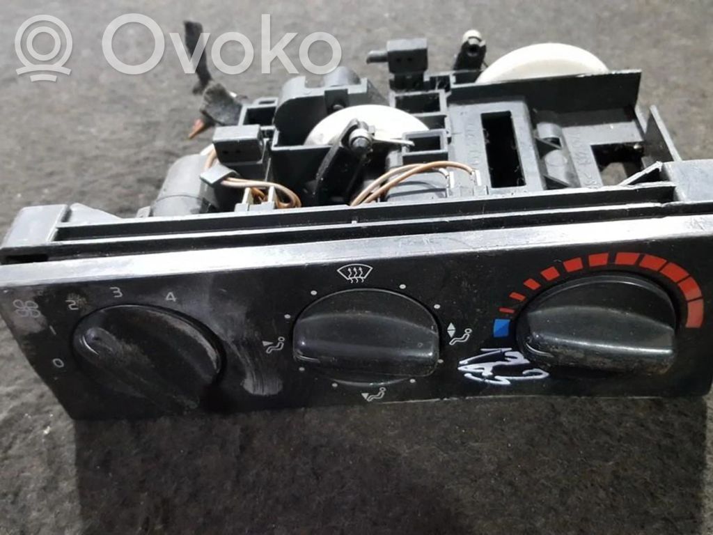 Volvo 460 Climate control unit 
