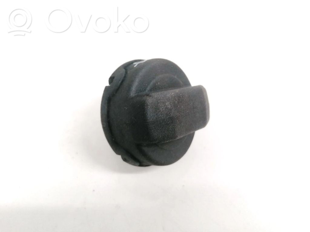 Volkswagen Golf III Tappo del serbatoio del carburante