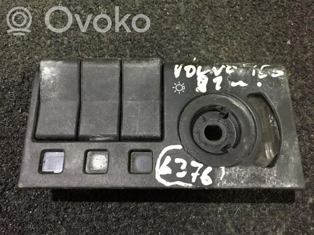 Volvo 440 Fog light switch 