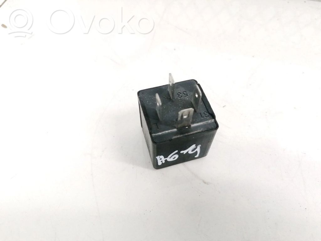 Audi 80 90 S2 B4 Muu rele 