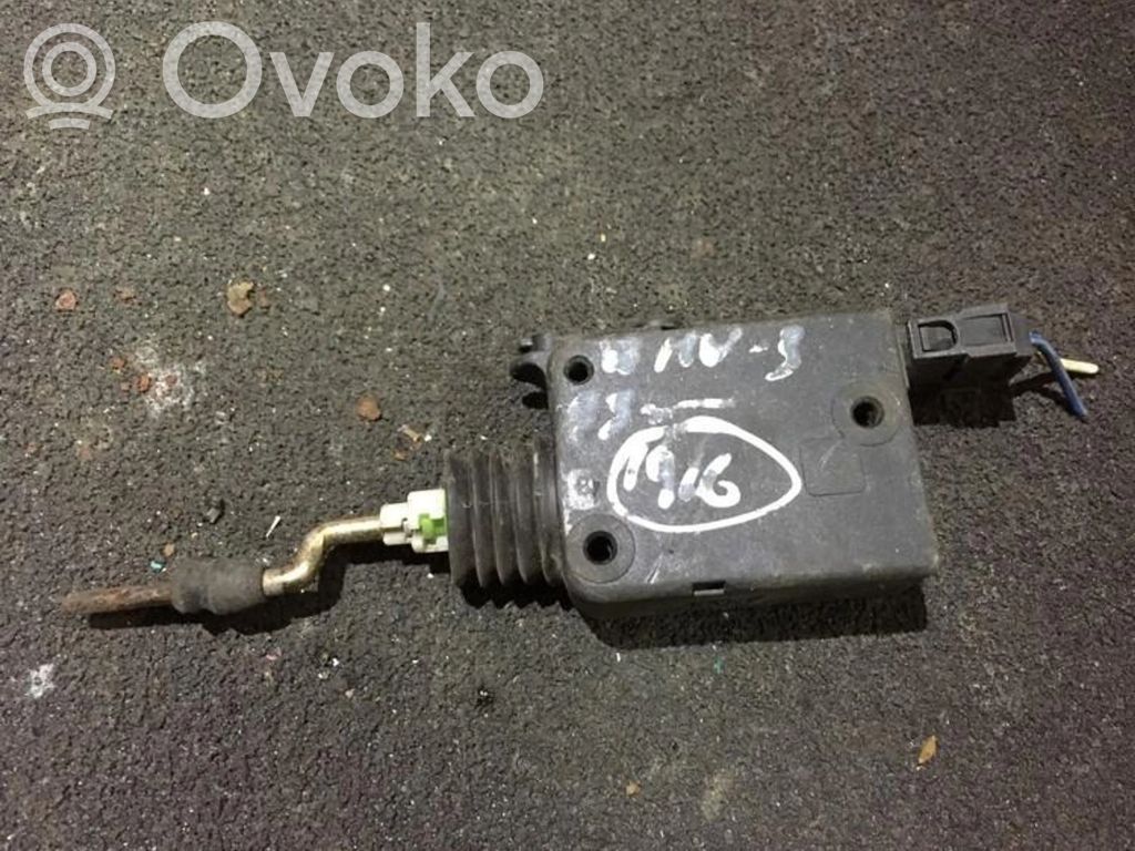 BMW 3 E36 Motor de bloqueo de puertas 