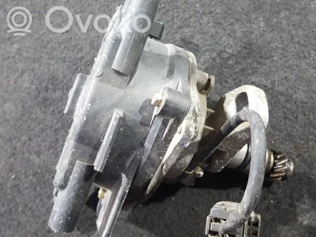 Nissan Maxima Spark distributor 