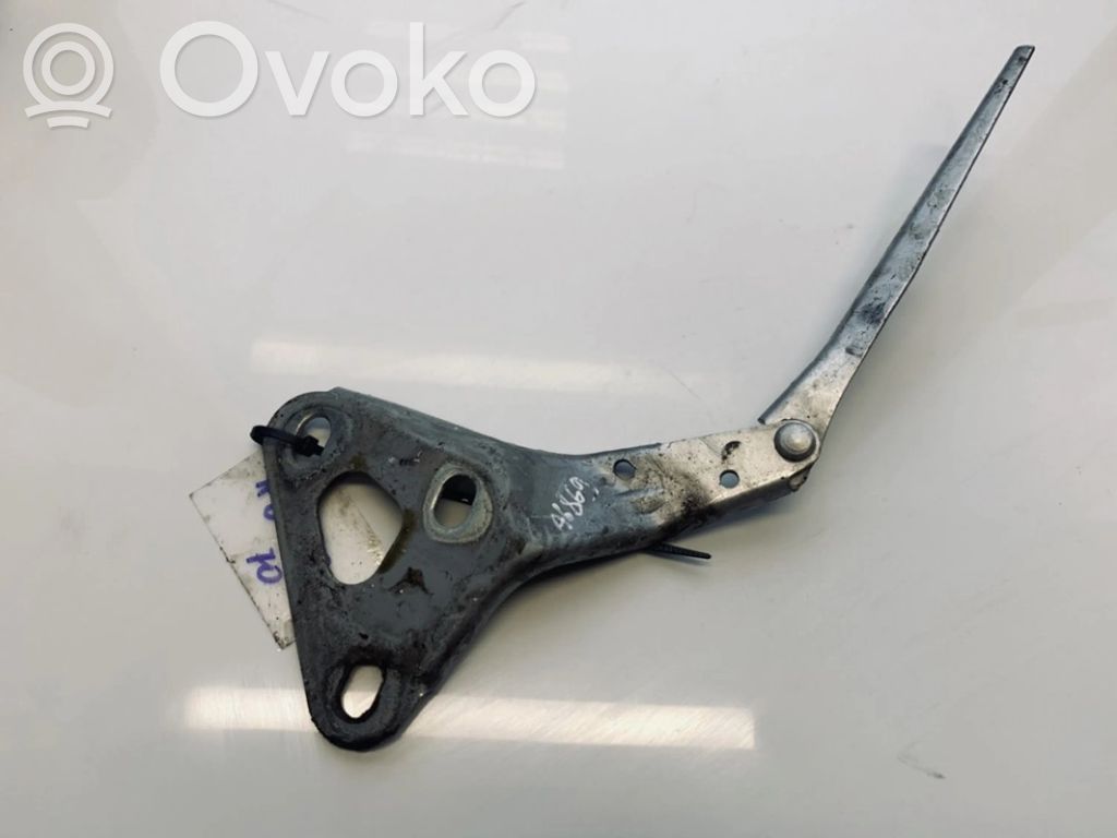 Opel Zafira A Konepellin saranat 