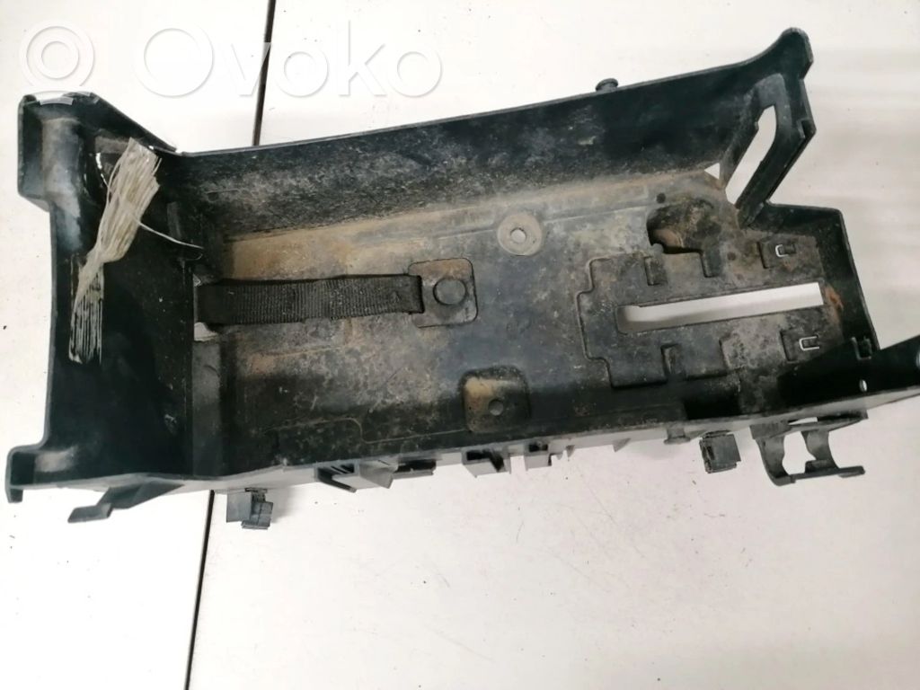Opel Insignia A Podstawa / Obudowa akumulatora 