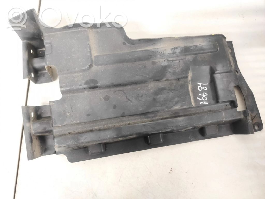 Nissan Micra Inne części karoserii 