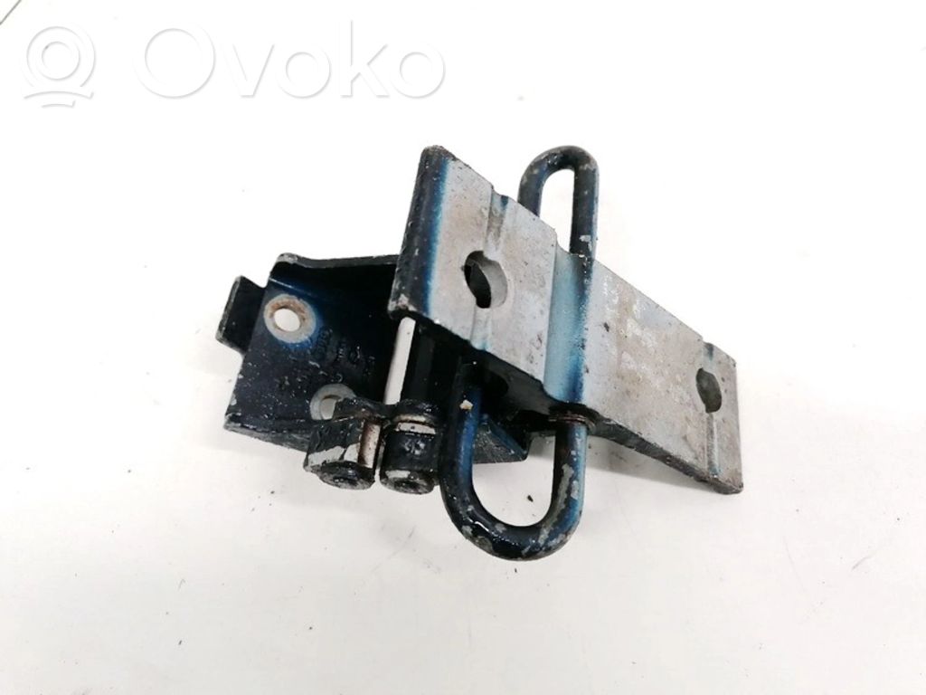 Front door upper hinge   4D0831411,4D0831411