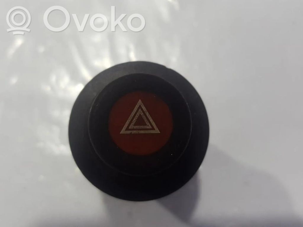 Hazard light switch   90181853,50212800,50212800,90181853