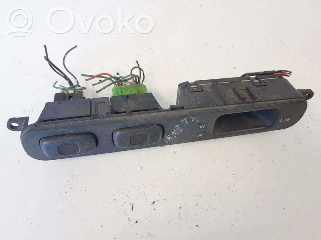 Mitsubishi Galant Ekrāns / displejs / mazais ekrāns 